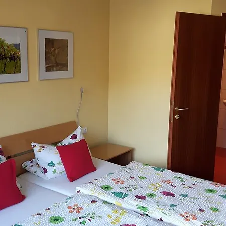 Pensionat Weinhaus Thomas Klotten