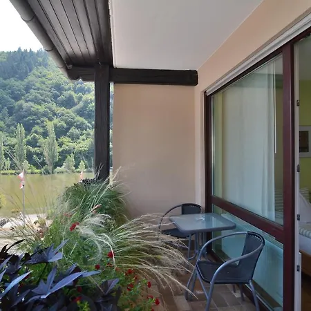 Weinhaus Thomas Guest house 3*