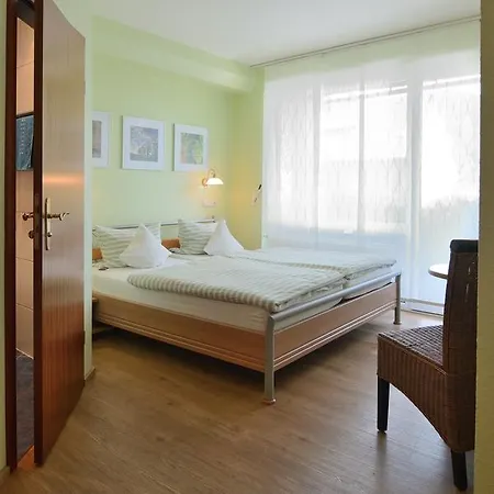 Guest house Weinhaus Thomas Klotten